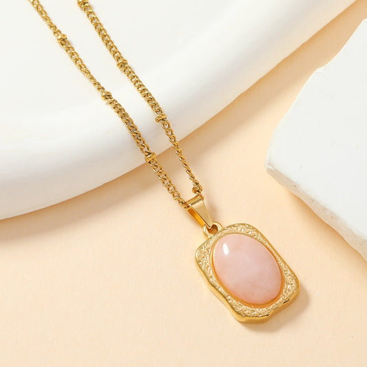 Pearl Pendant Necklaces