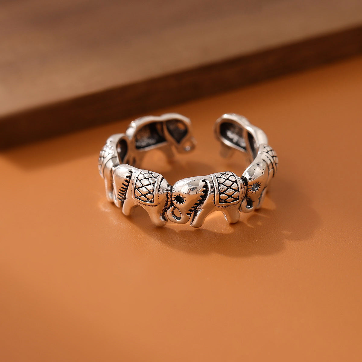 Minimalism Retro Personality Baby Elephant Open Ring