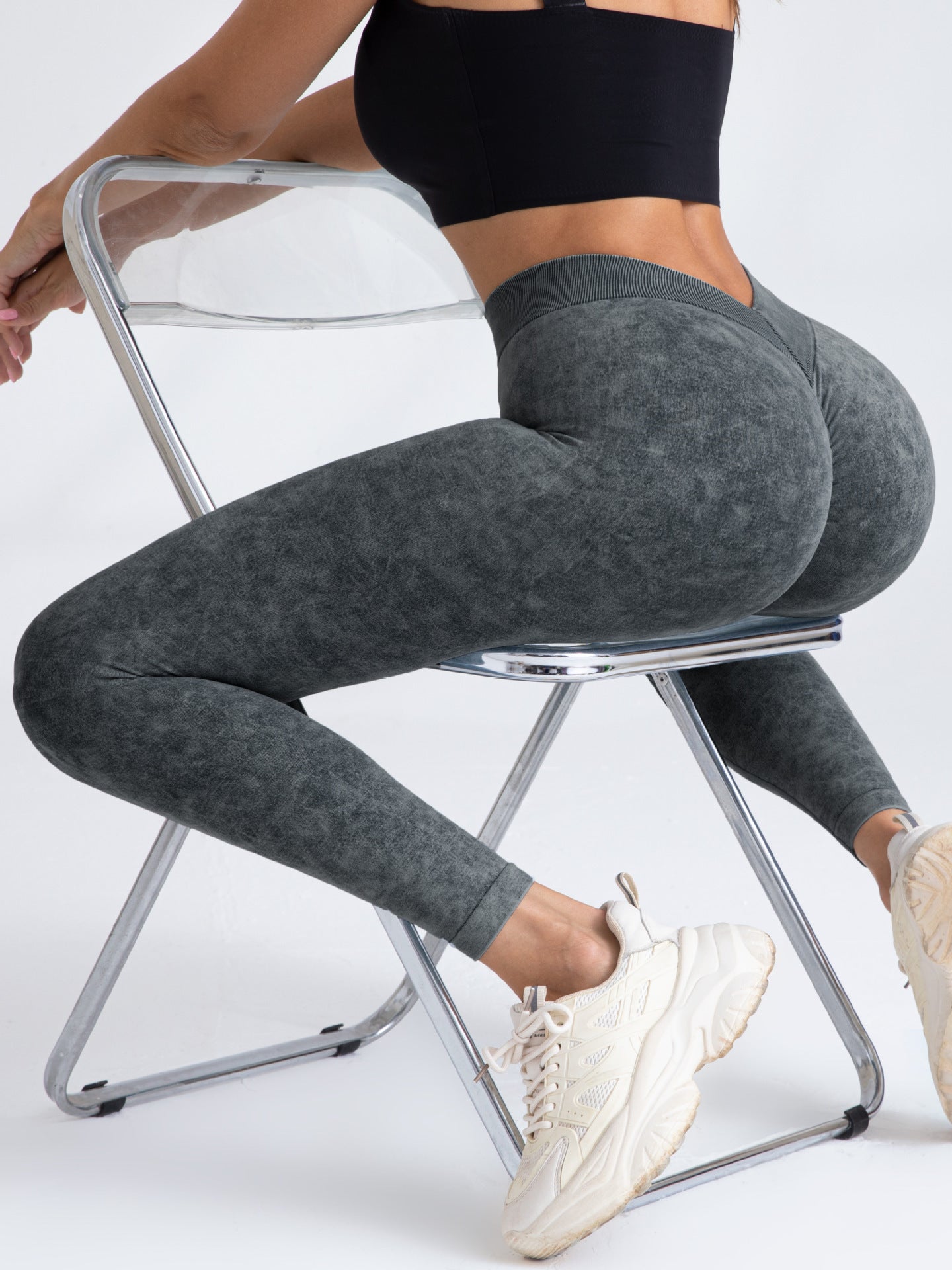 Hip Lifting Yoga Seamless Tight Women's Pants