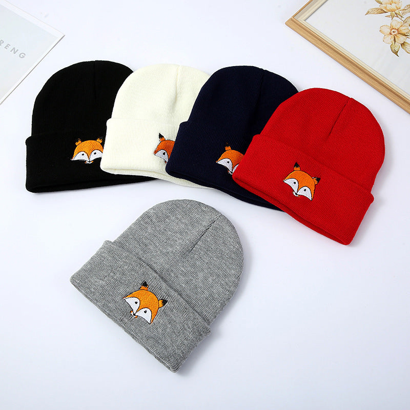 Men And Women Fashion Versatile Fox Embroidery Knitted Hat