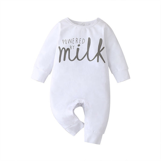 Lässige Babykleidung aus Milch