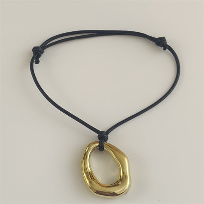 Irregular Shaped Hollow Oval Pendant Anklet