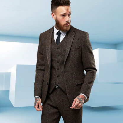 Three-piece suit suits