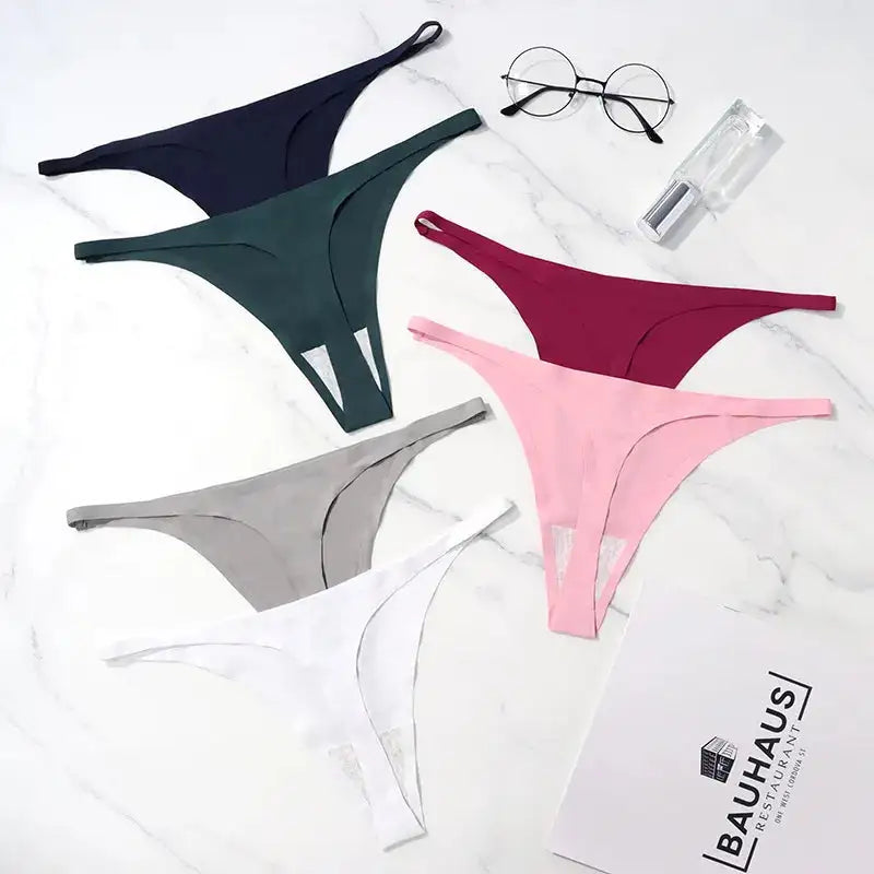 Silk Seamless Thongs