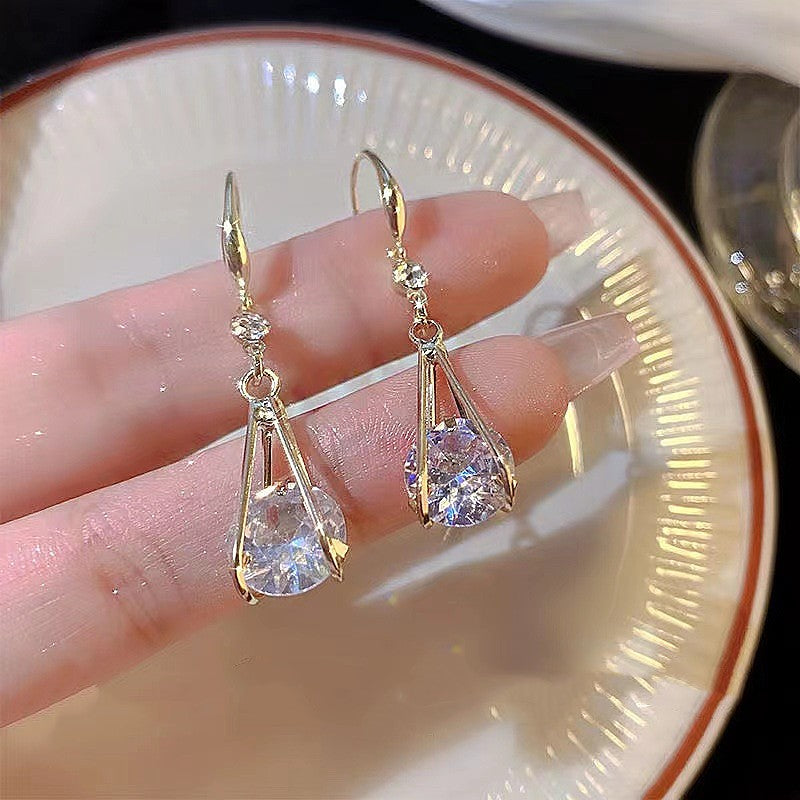 Zircon Water Drop Earrings