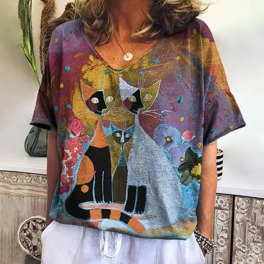 Short Sleeve T-Shirt with Kitten Graphic