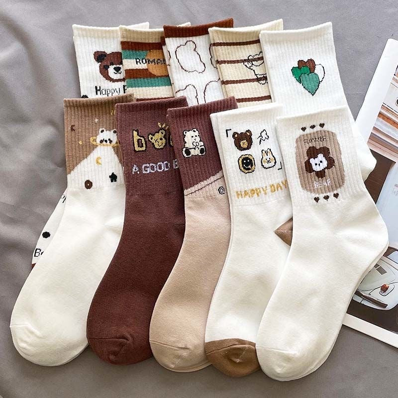 Women's Fashionable Hundred Cute Sweat Absorbent Long Socks