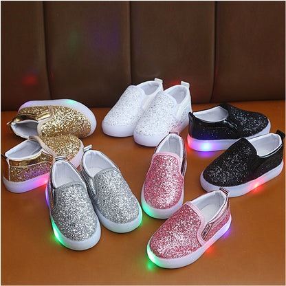 Sequined light children's shoes