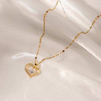 Love Heart-shaped Sparkling Necklaces