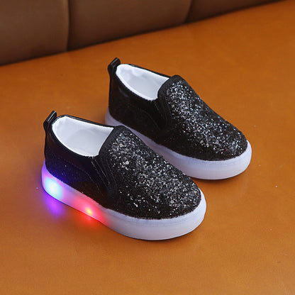 Sequined light children's shoes