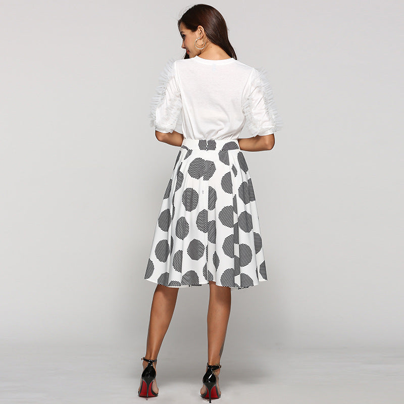 Large Polka Dot Round Slim Fit Mid-Length Skirts