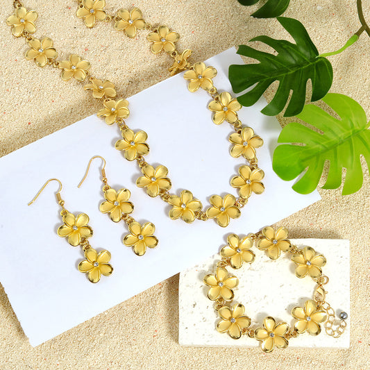 Elegant Hawaiian Style Jewelry