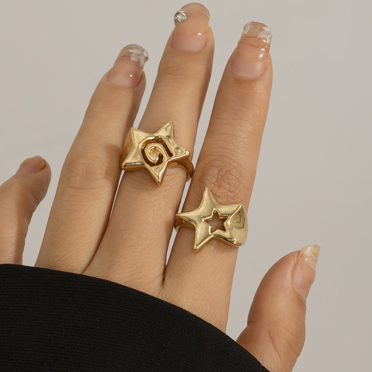 Niche Three-dimensional Star Ring Opening