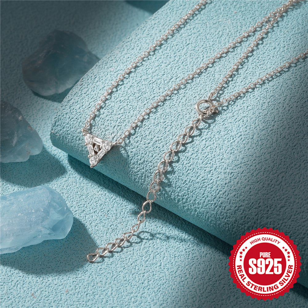 Triangle Short Necklaces