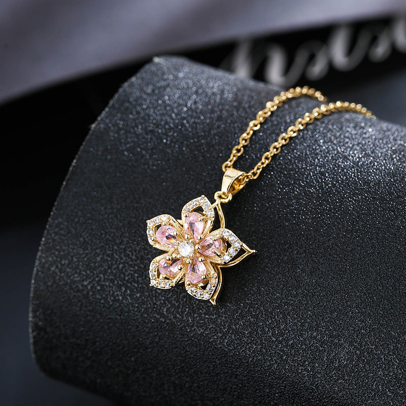 Flower-shaped Rotating Necklaces