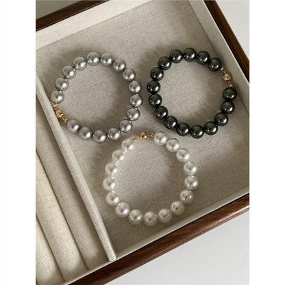 Circle Pearl Bracelets