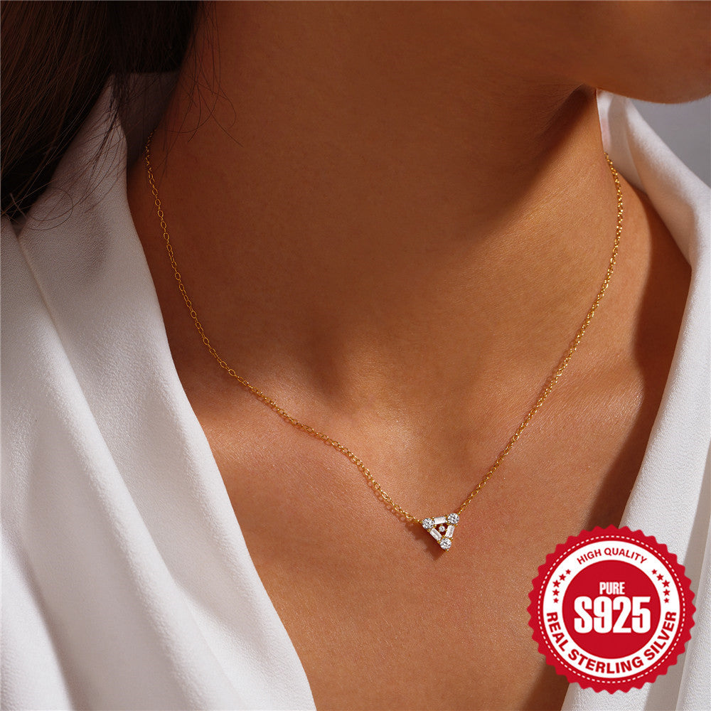 Triangle Short Necklaces