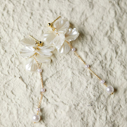 White Petal Long Tassel Round Face Stud Earrings