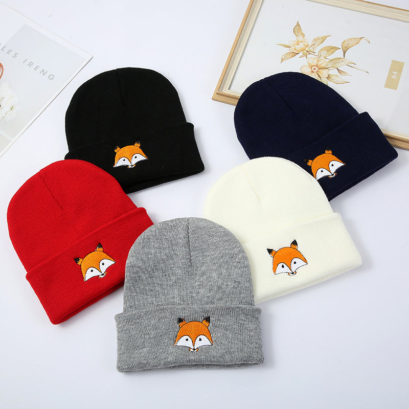 Men And Women Fashion Versatile Fox Embroidery Knitted Hat