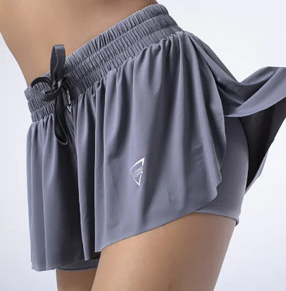 Fließende Lauf-Yoga-Workout-Shorts