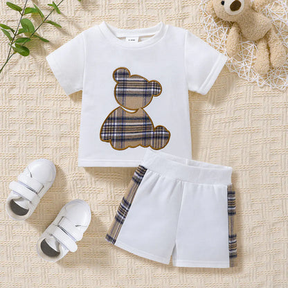 Set aus T-Shirt und Shorts mit Rundhalsausschnitt und Babybär-Grafik